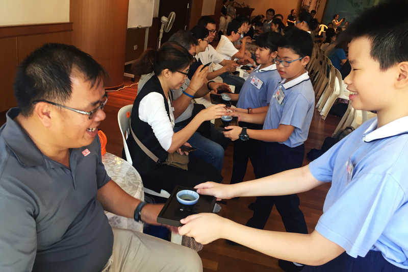 Offering Fragrant Tea to Parents with Heartfelt Gratitude  